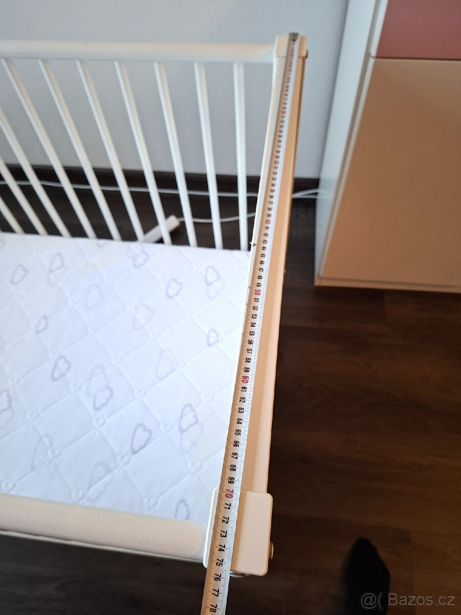 Postýlka s komodou - 16