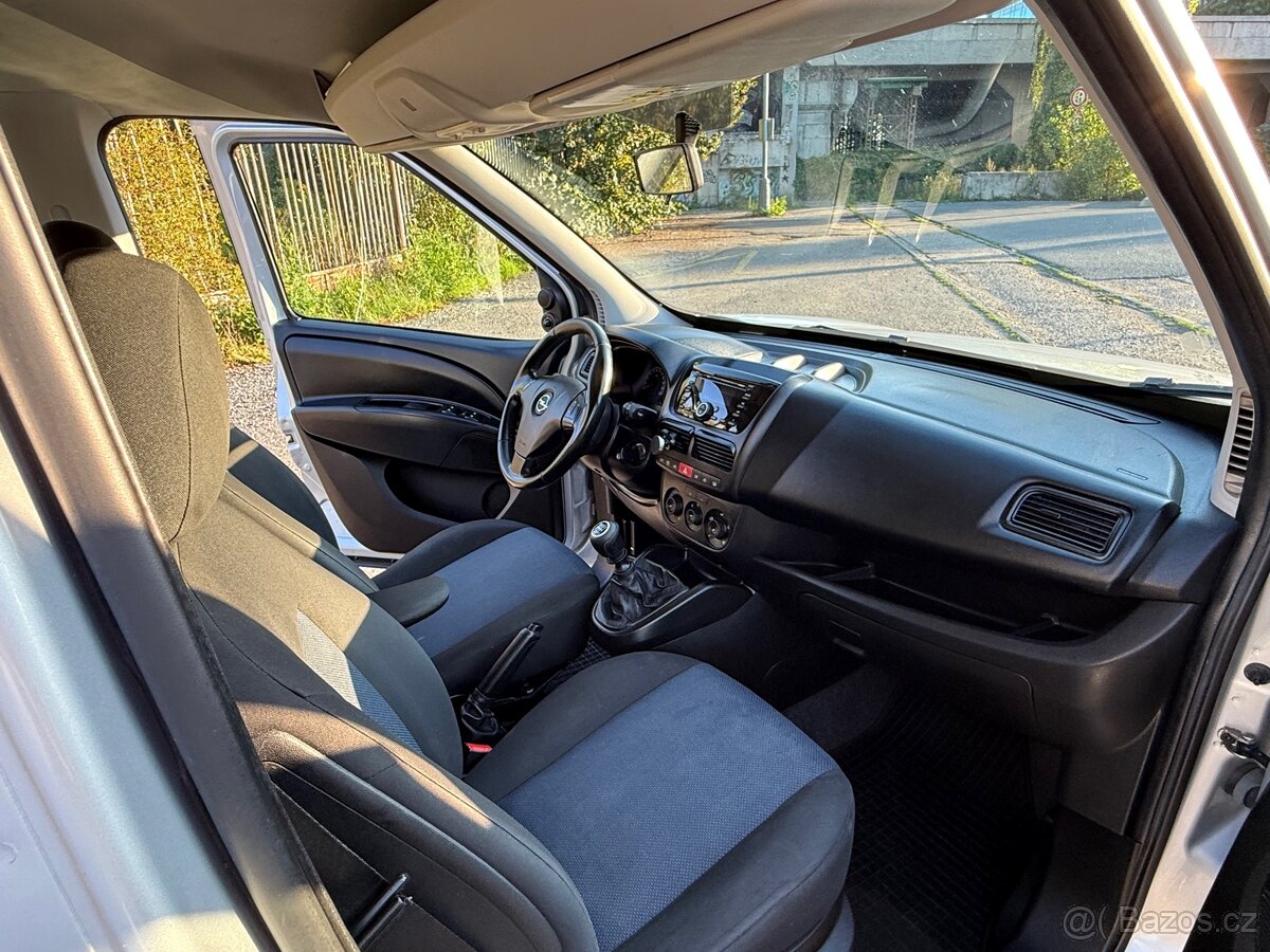 Prodám Opel Combo D Colorado 1.6 CDTI (70 kW) - 16