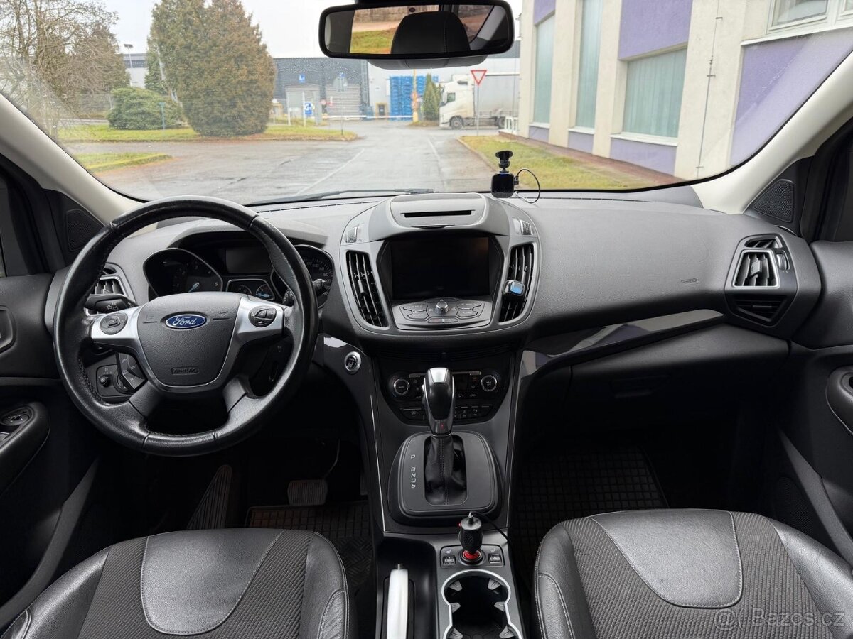 Ford Kuga 2,0TDCi 4WD servis jen FORD - 16