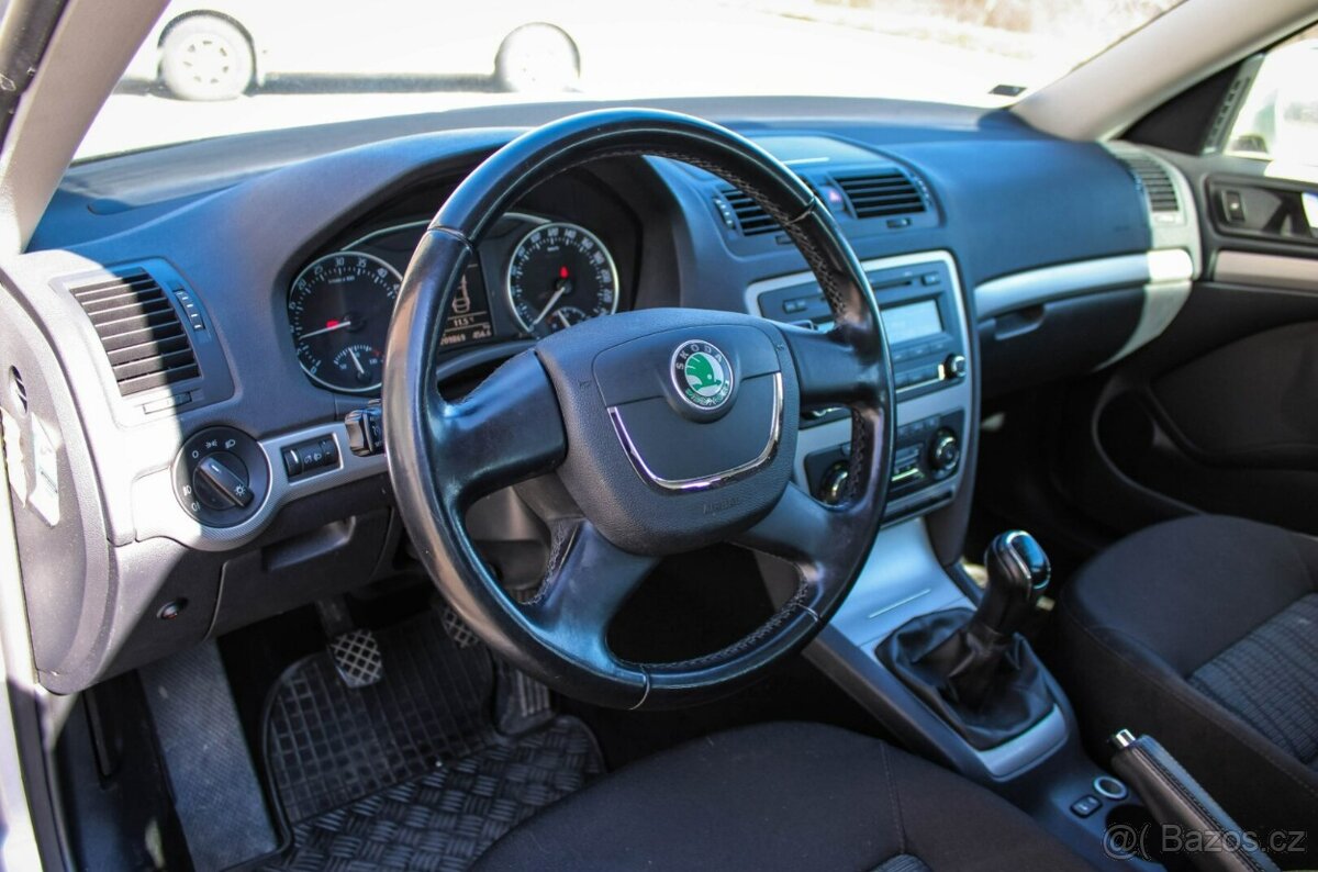 Škoda Octavia Combi 1.6 TDI CR DPF Classic - 16
