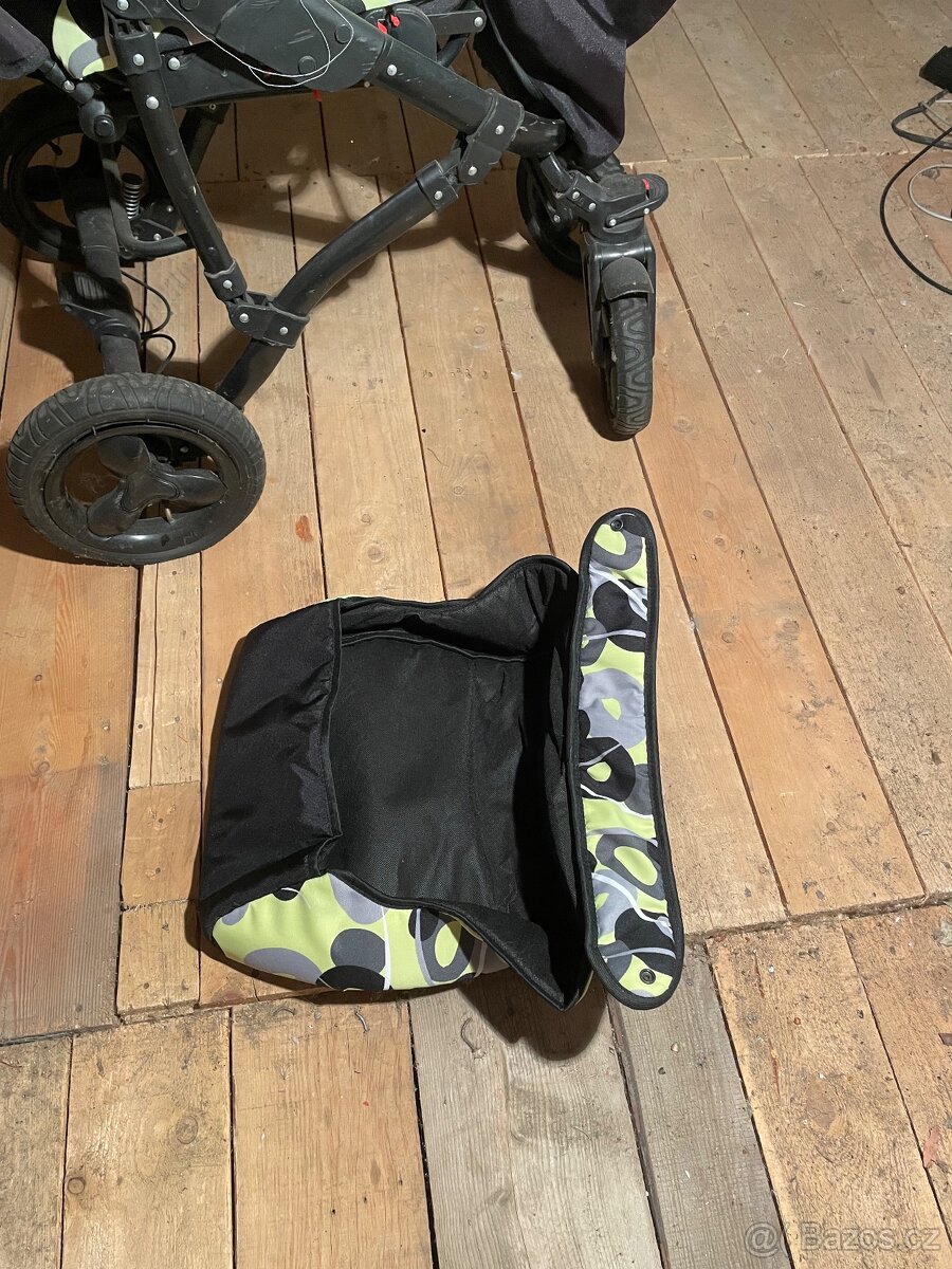 Spousta dětských věcí většinou pro mimina a malé deti - 16