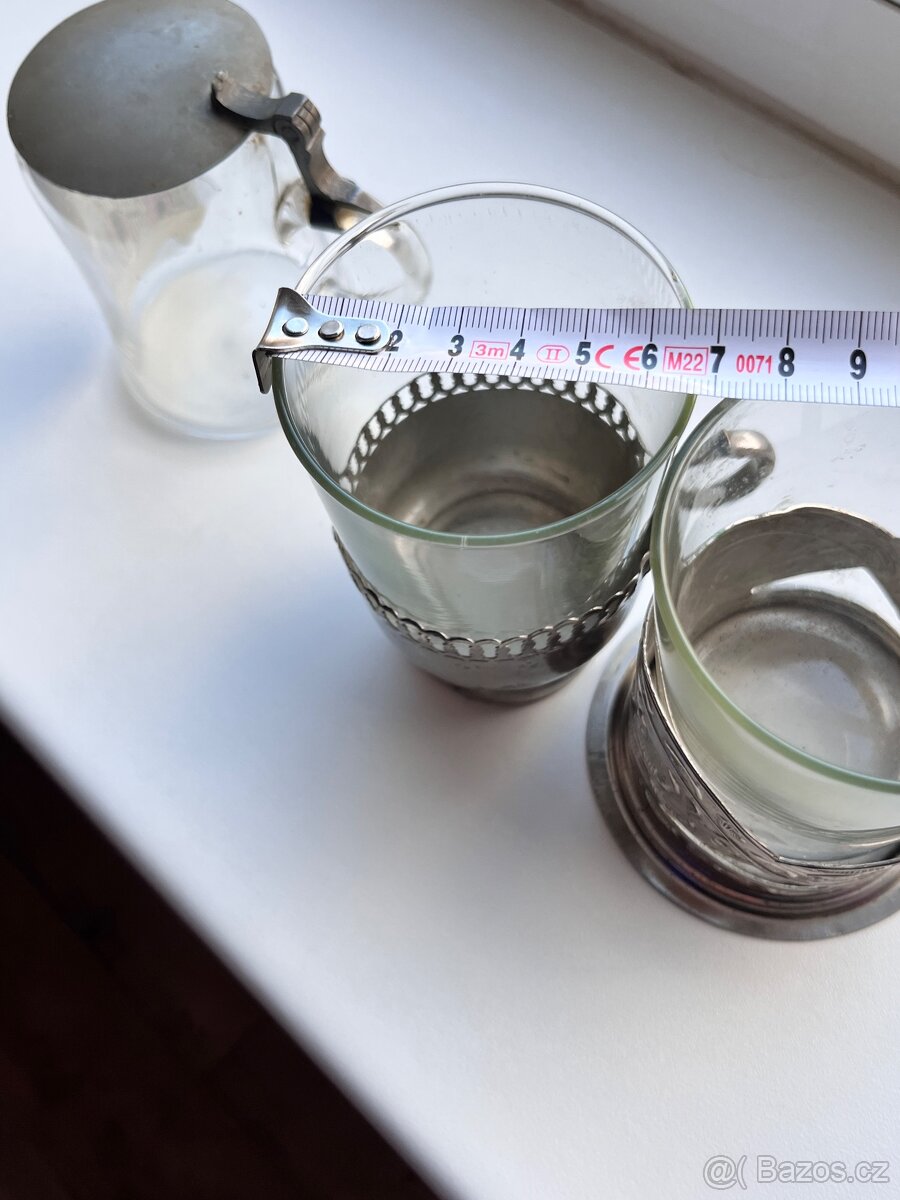Sklenice v kovových podšálcích – 3 různé kusy - 16