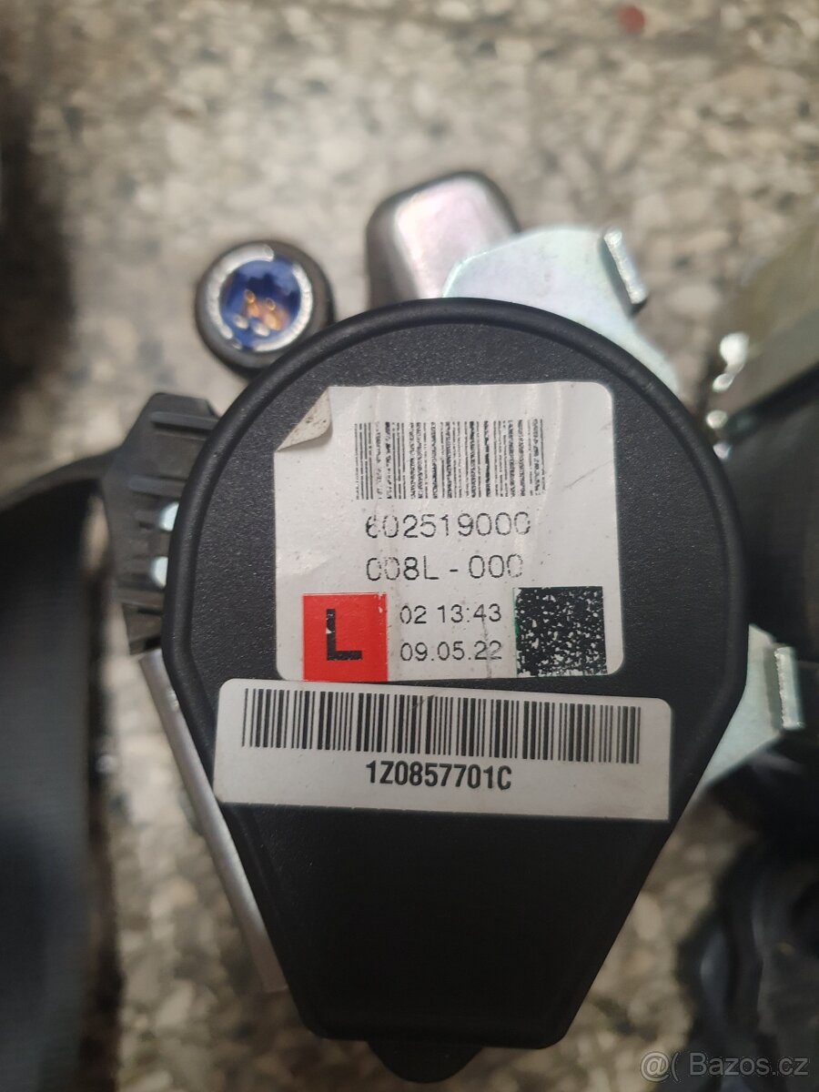 Palubní deska Škoda Octavia 2 - 16