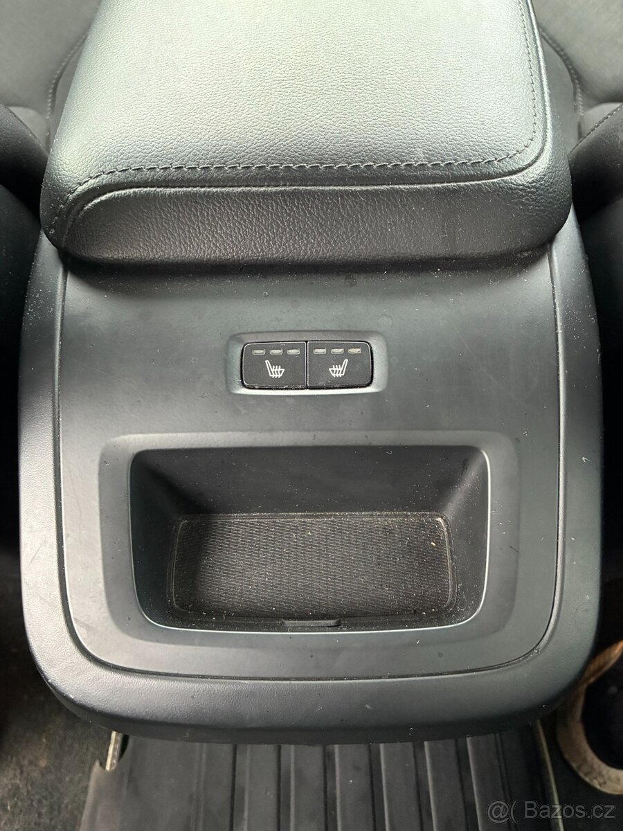 Volvo V60 T5 184 kw MONUMENT - 16