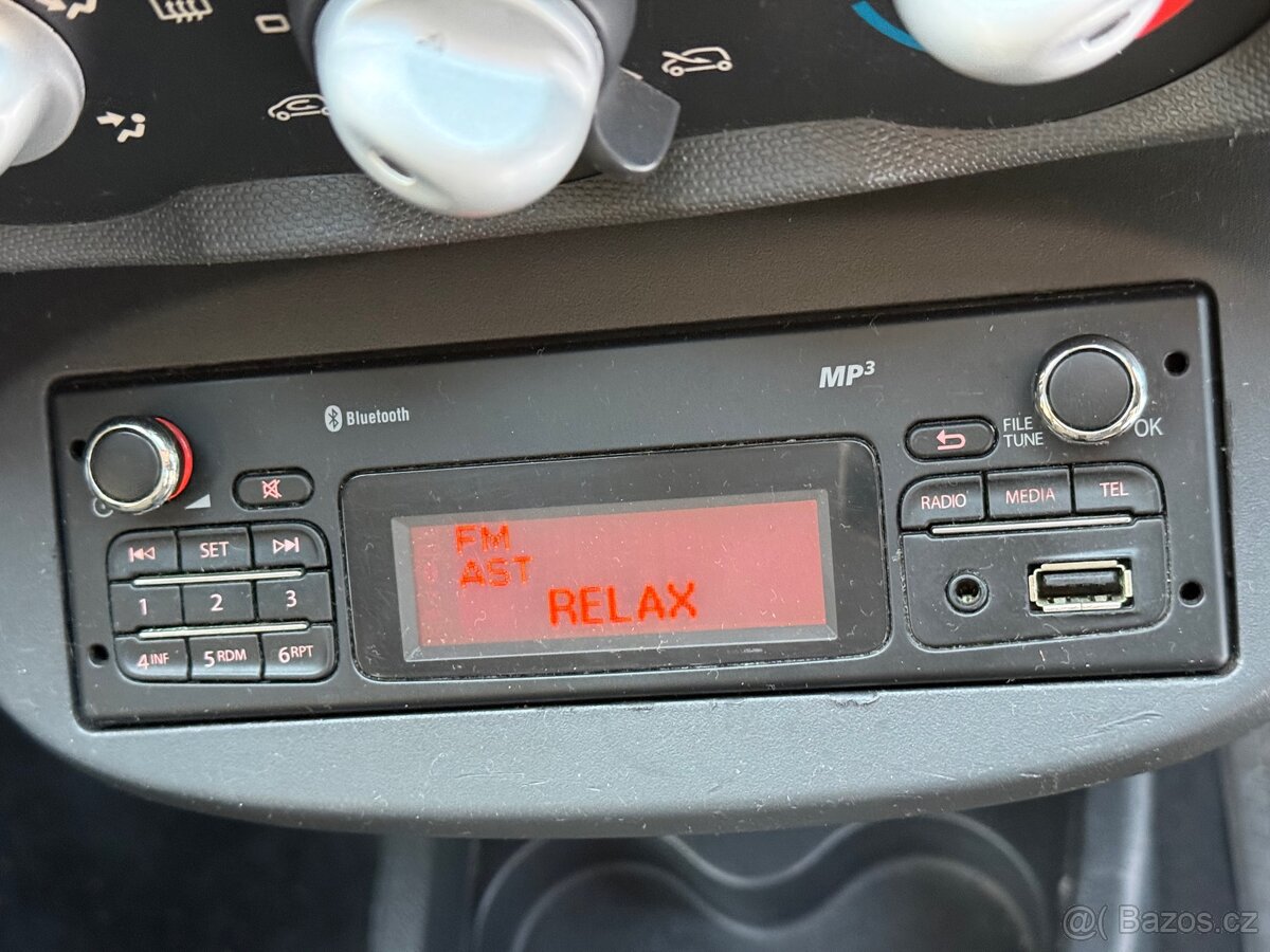 Renault Twingo facelift - 16