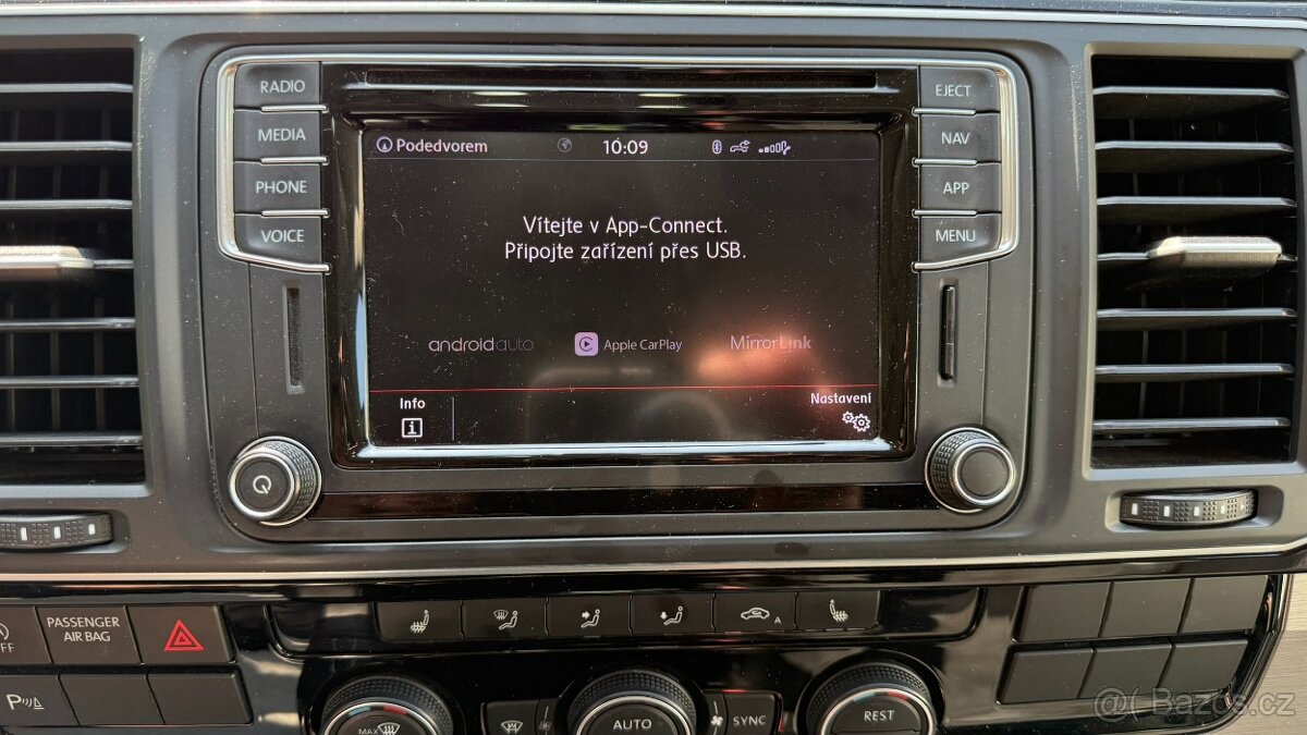 VW Multivan 2.0TDi GenerationSix, DPH, 1.Maj - 16