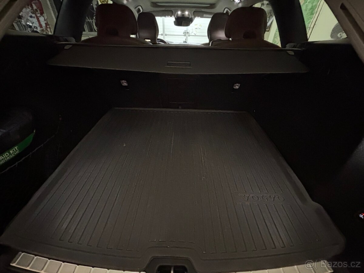 Volvo XC60 T5 2.0 AWD (2018) - odpočet DPH - 16