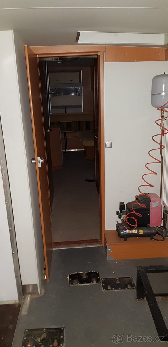 Karavan americky 13metru, evropska prestavba - 16