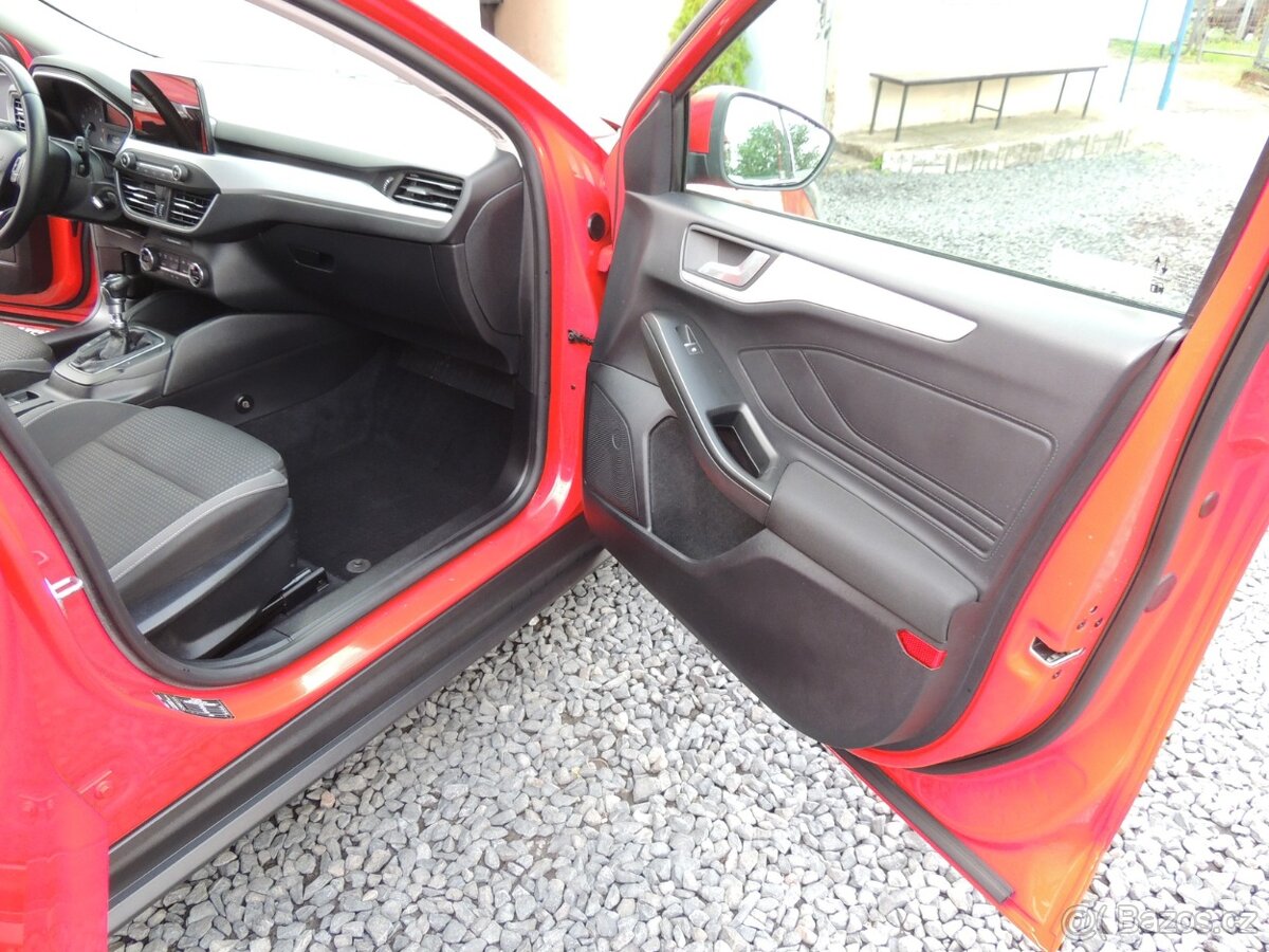Ford Focus Combi 1.0i,92kw,ČR,1.maj.Taž.zař. - 16