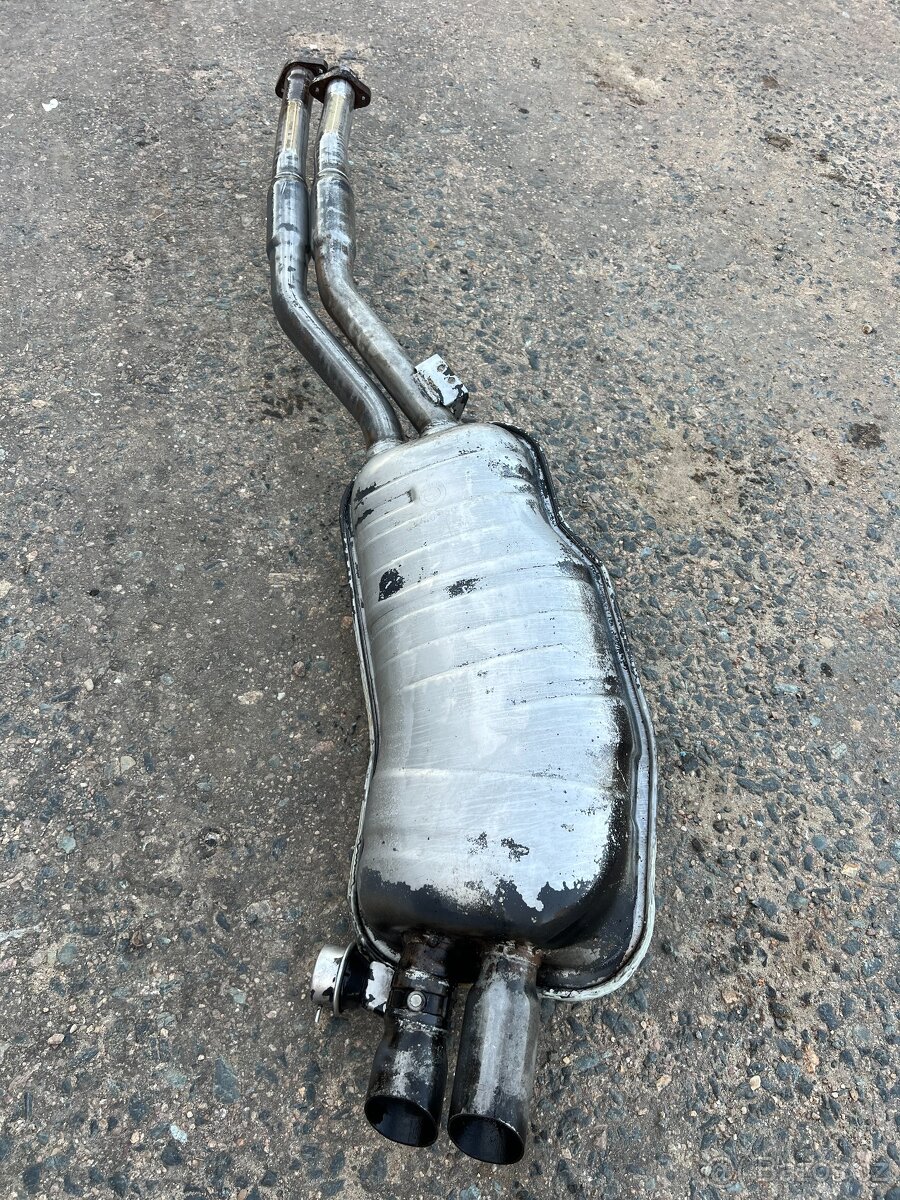 BMW e36 328i koncový díl výfuku 1740350 - 16