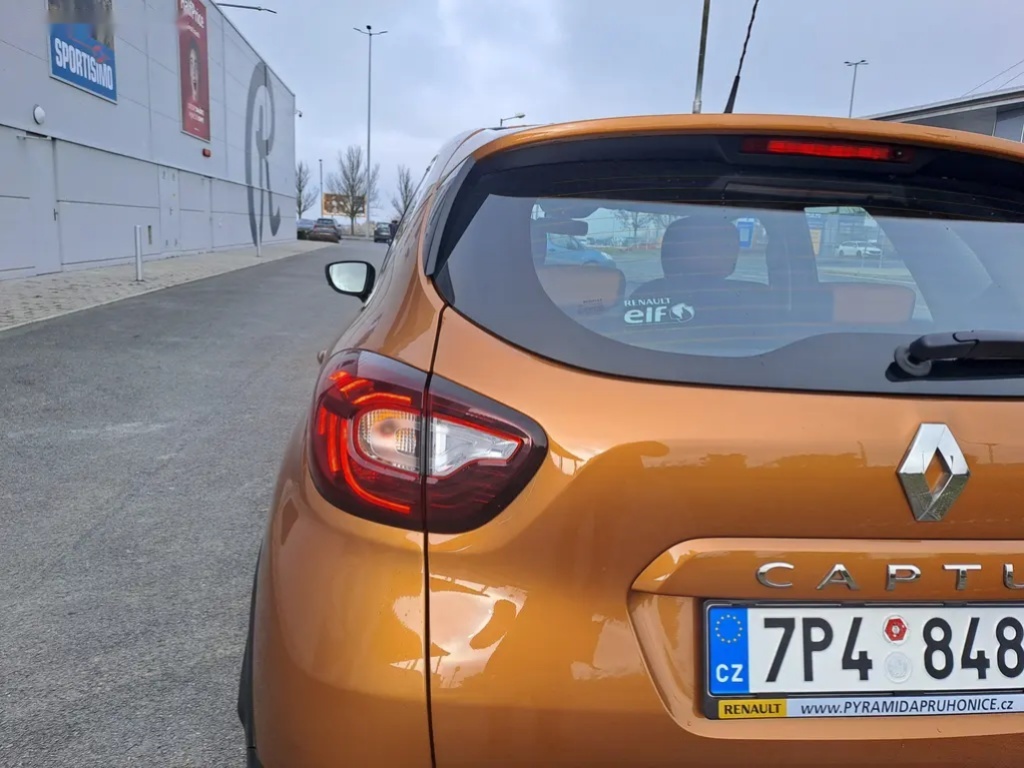 Renault Captur, 0.9TCE 66KW 1.MAJ EXTRA PĚKNÉ - 16
