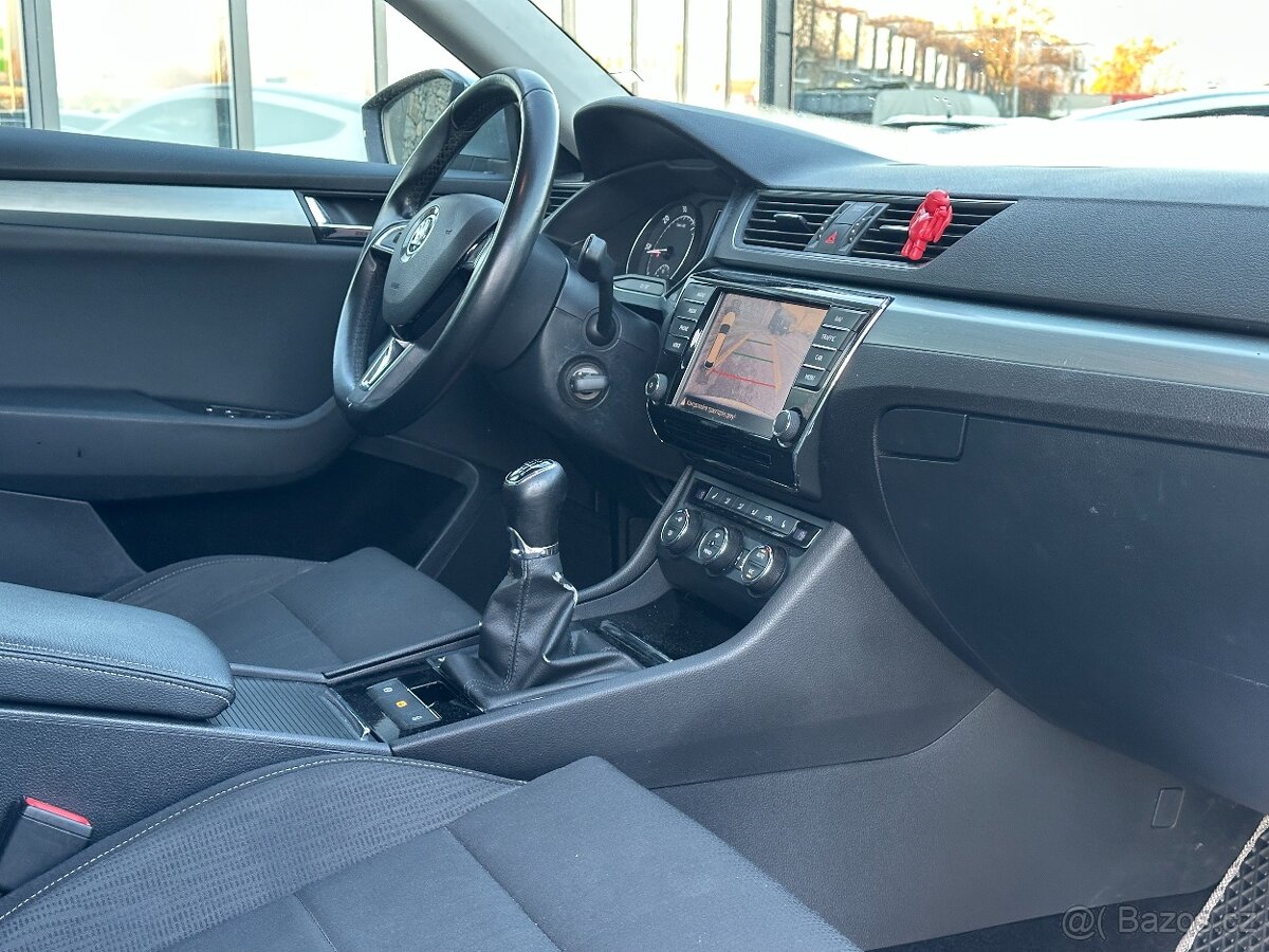 Skoda Superb 2017 - 16