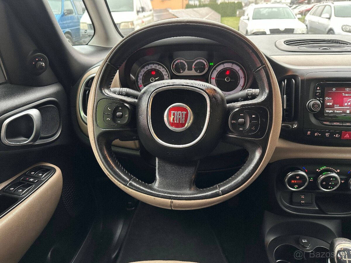 FIAT 500L LIVING 1.6JTD LOUNGE 7míst - 16