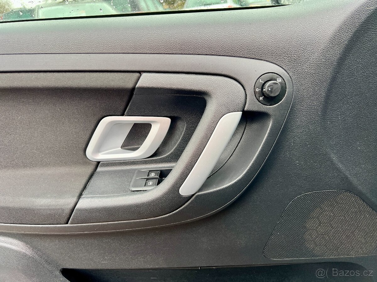 Škoda Fabia 2 kombi 1.4i 63 kW Sport Klima,BezKoroze - 16