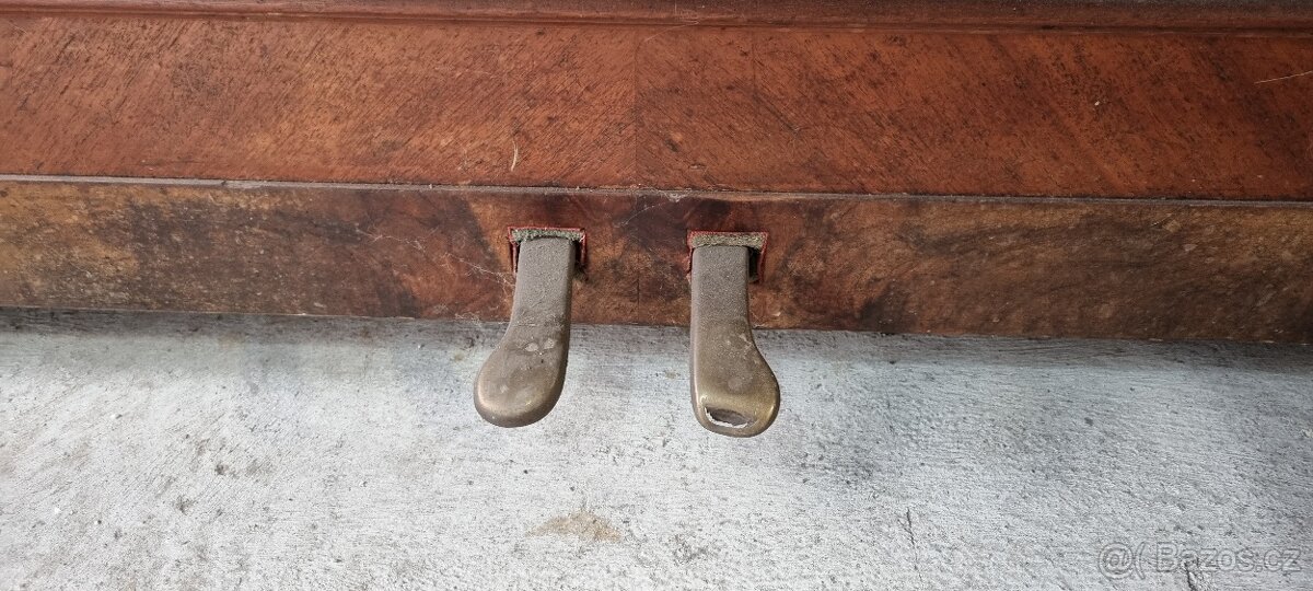 Starožitné piáno - 16