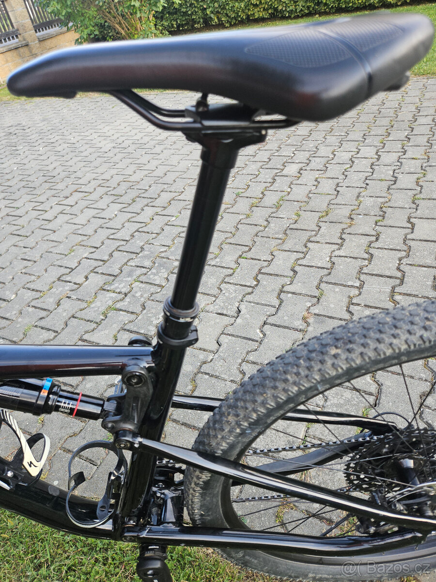 29" celoodpružené horské hliníkové kolo CANNONDALE, rám M - 16