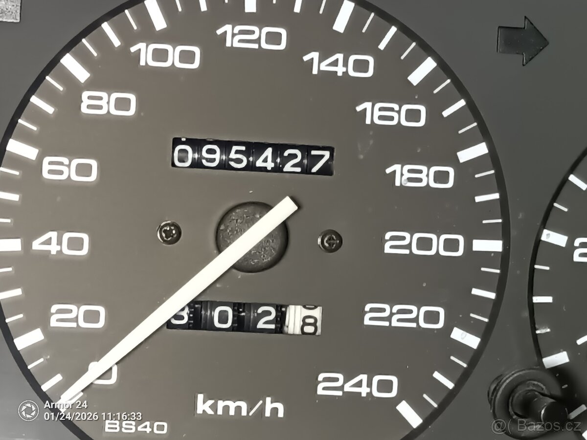 Mazda 323F BG 1.8 - 16