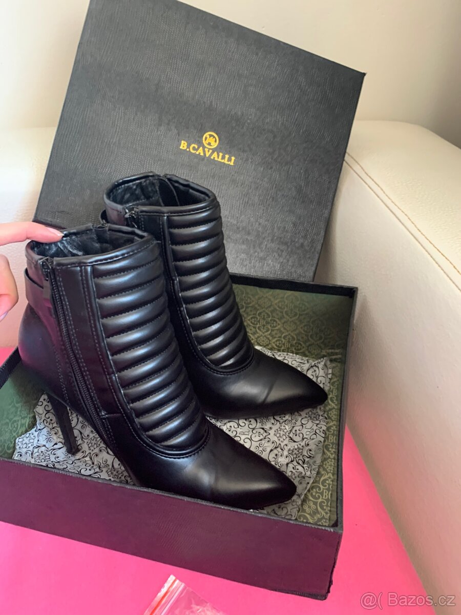 Nádherné kožené kozačky zn.B. Cavalli/top stav/nové - 16