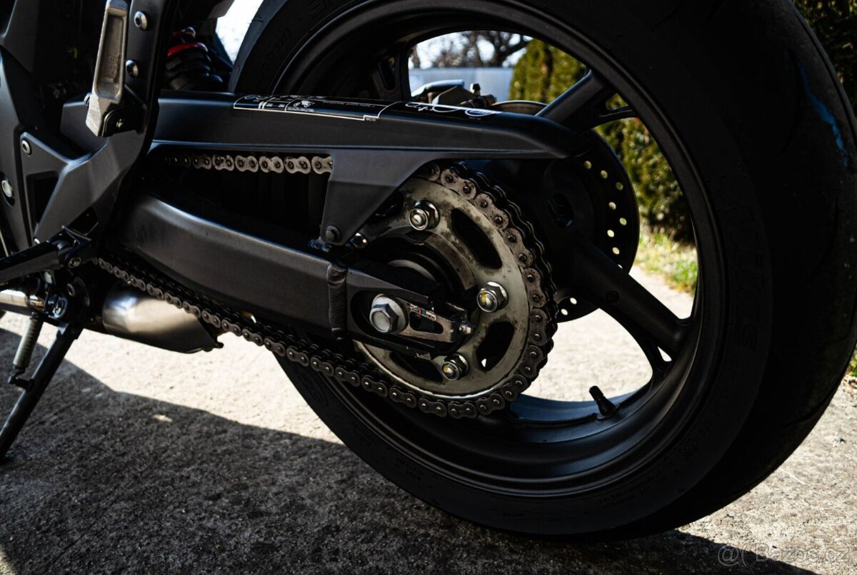 Honda CBR 600 F - 16