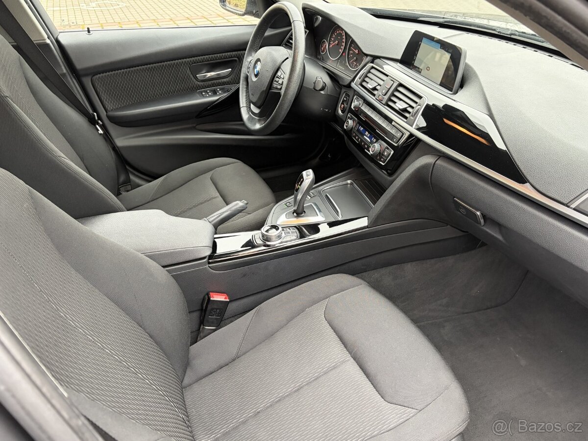 BMW 320i 135kW F30 LCI (facelift) - 16