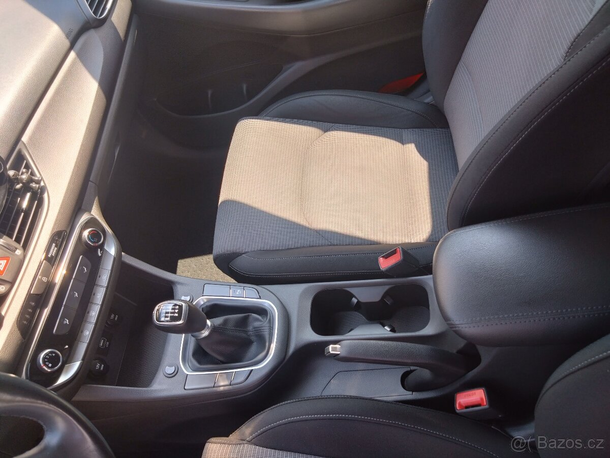 Hyundai i30 - 16