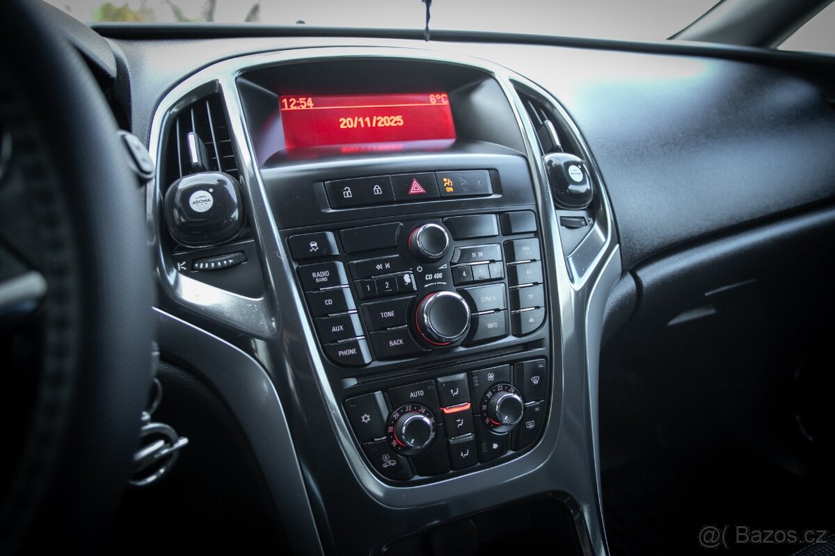 Opel Astra 1.6 85kW - 16