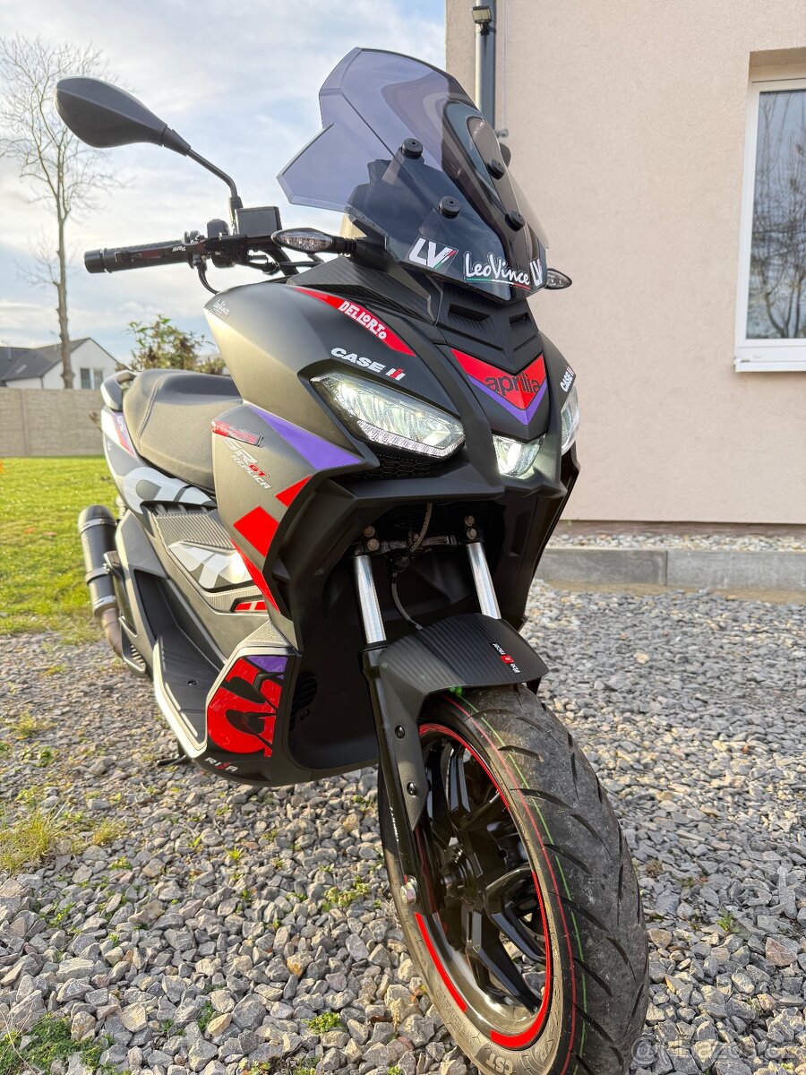 Aprilia SR GT 125 GP REPLICA - 16