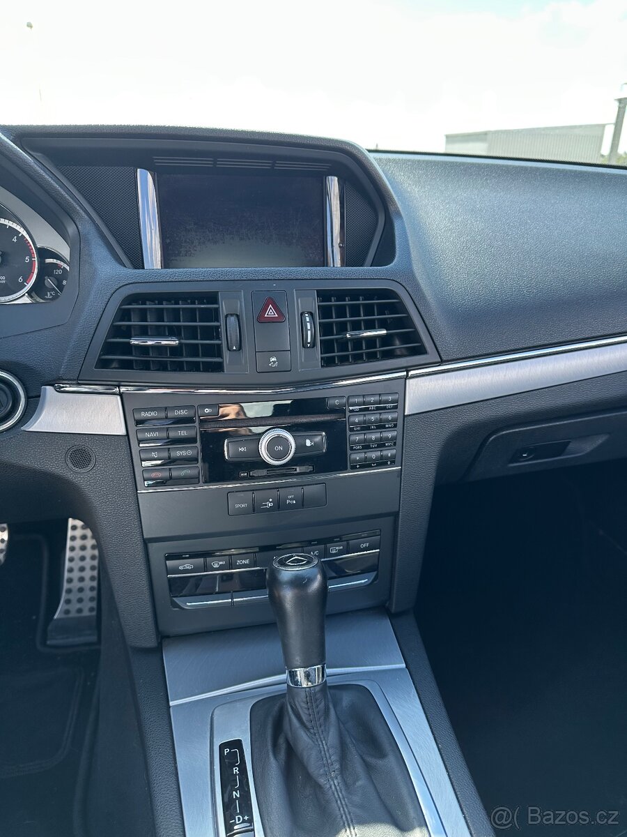 Mercedes-Benz E 350 cdi coupe, AMG paket, 170kW - 16