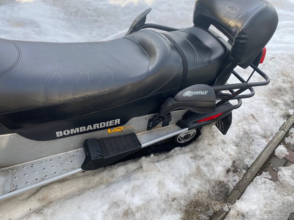 Prodám Bombardier 1000 4 takt Rotax - 16