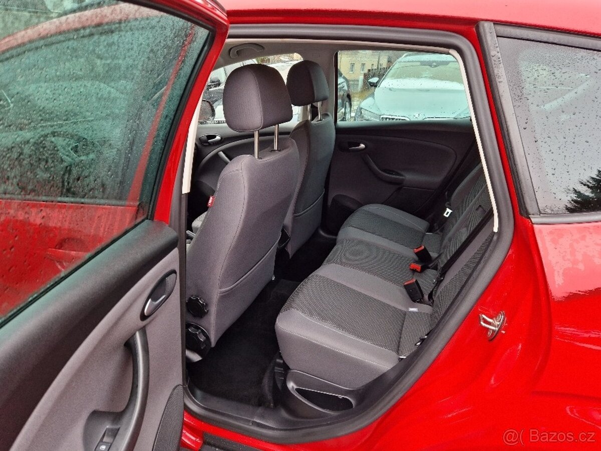 SEAT Altea XL, r.v. 2015, 145 tis. km, plný servis - 16