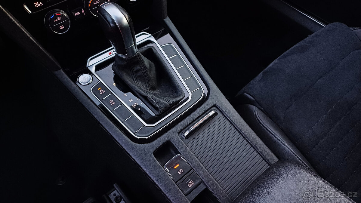 VW Passat Variant 2.0 Bi-TDI 176kW HIGHLINE - 16