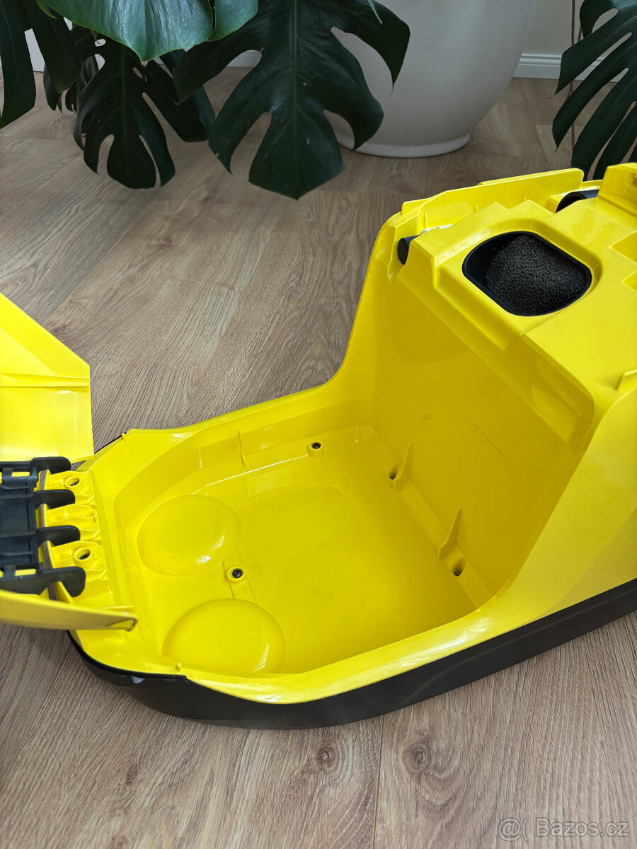 Vysavač Karcher DS6 s vodním filtrem - 16
