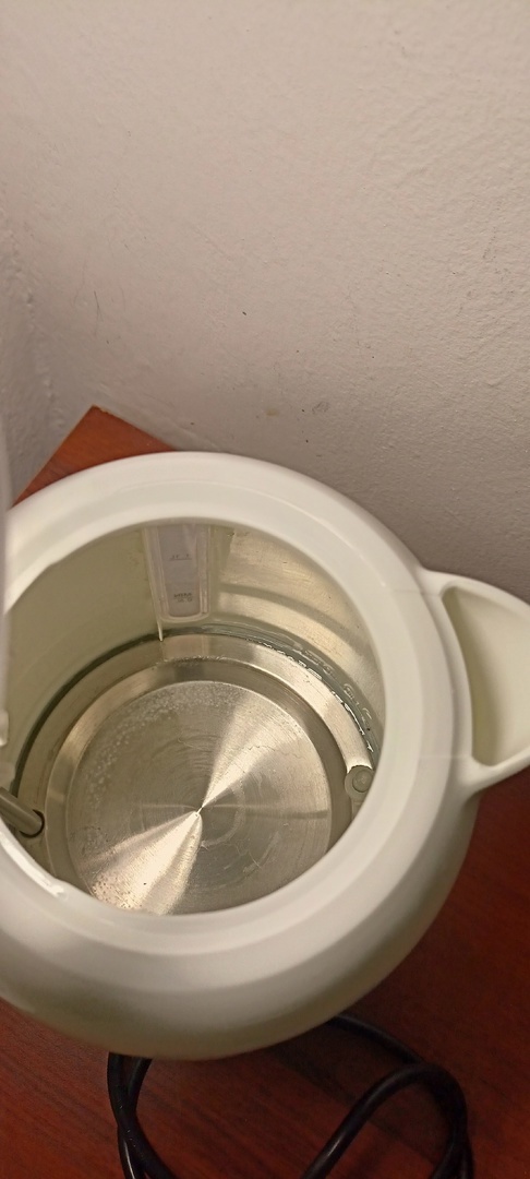 Rychlovarná konvice - 16