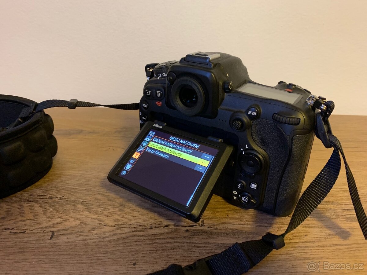 Fotovybava Nikon - 16