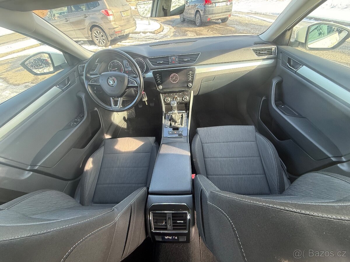 Škoda Superb 2,0 TDI 134000 Km - 16