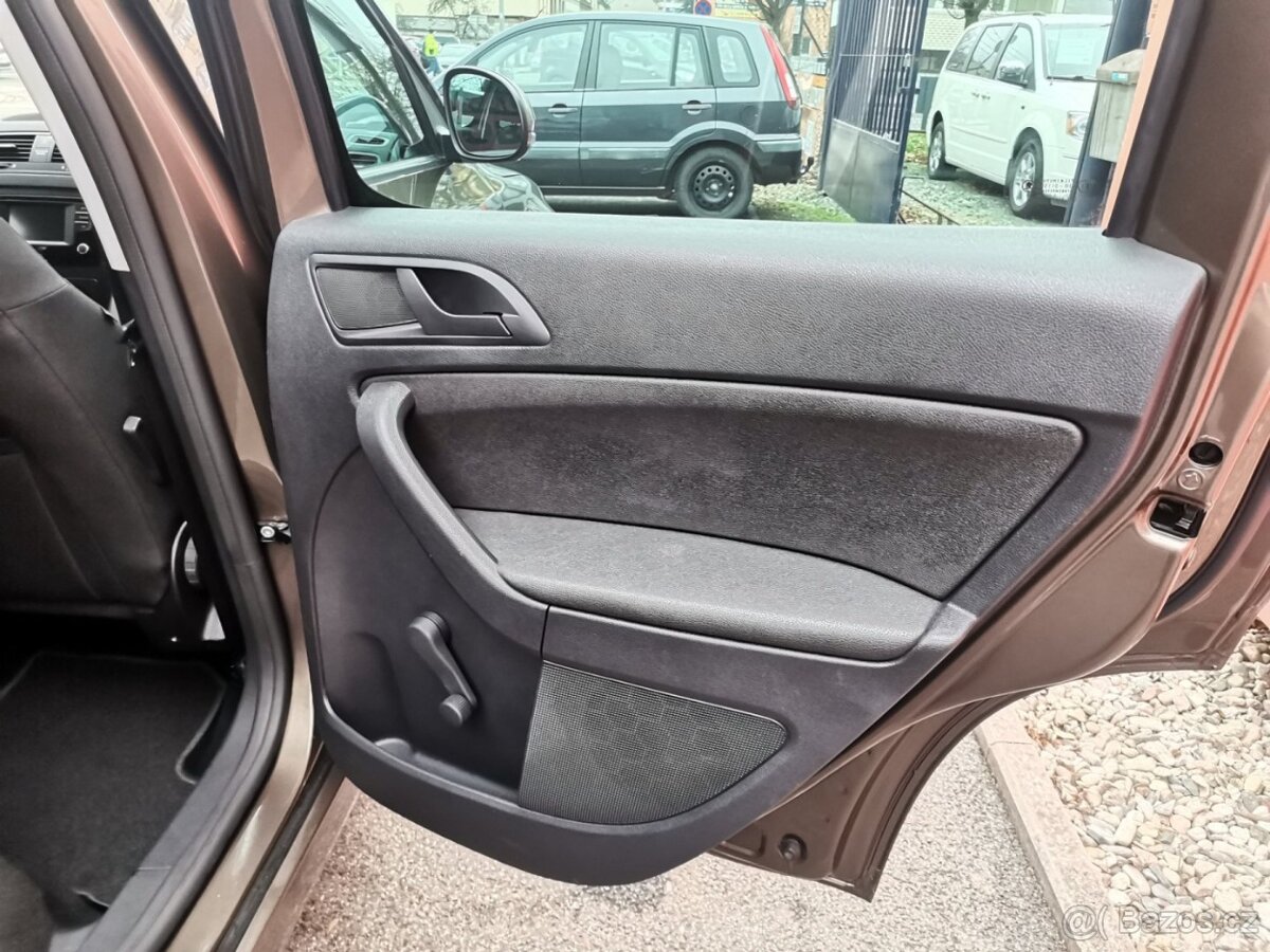 Škoda Yeti 1.2TSi 81kw Active AC PDC - 16