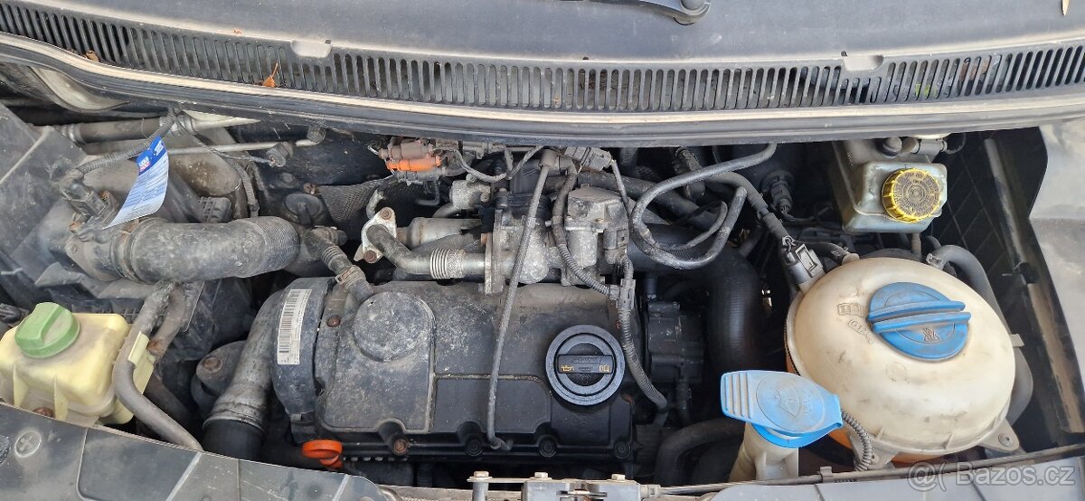 VW transporter valník 1.9 TDi 6 místný - 16