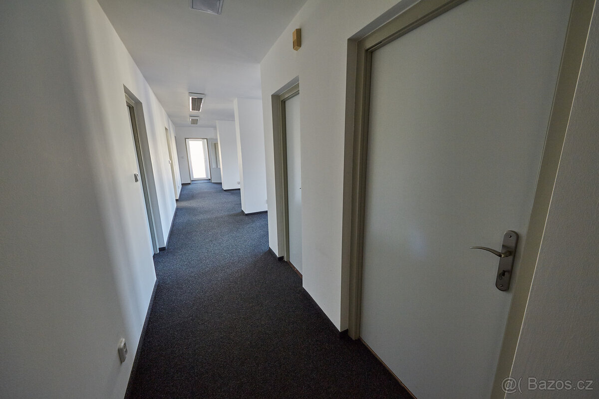 Pronájem kancelářského prostoru 145m2, Praha 10 Michle, ulic - 16