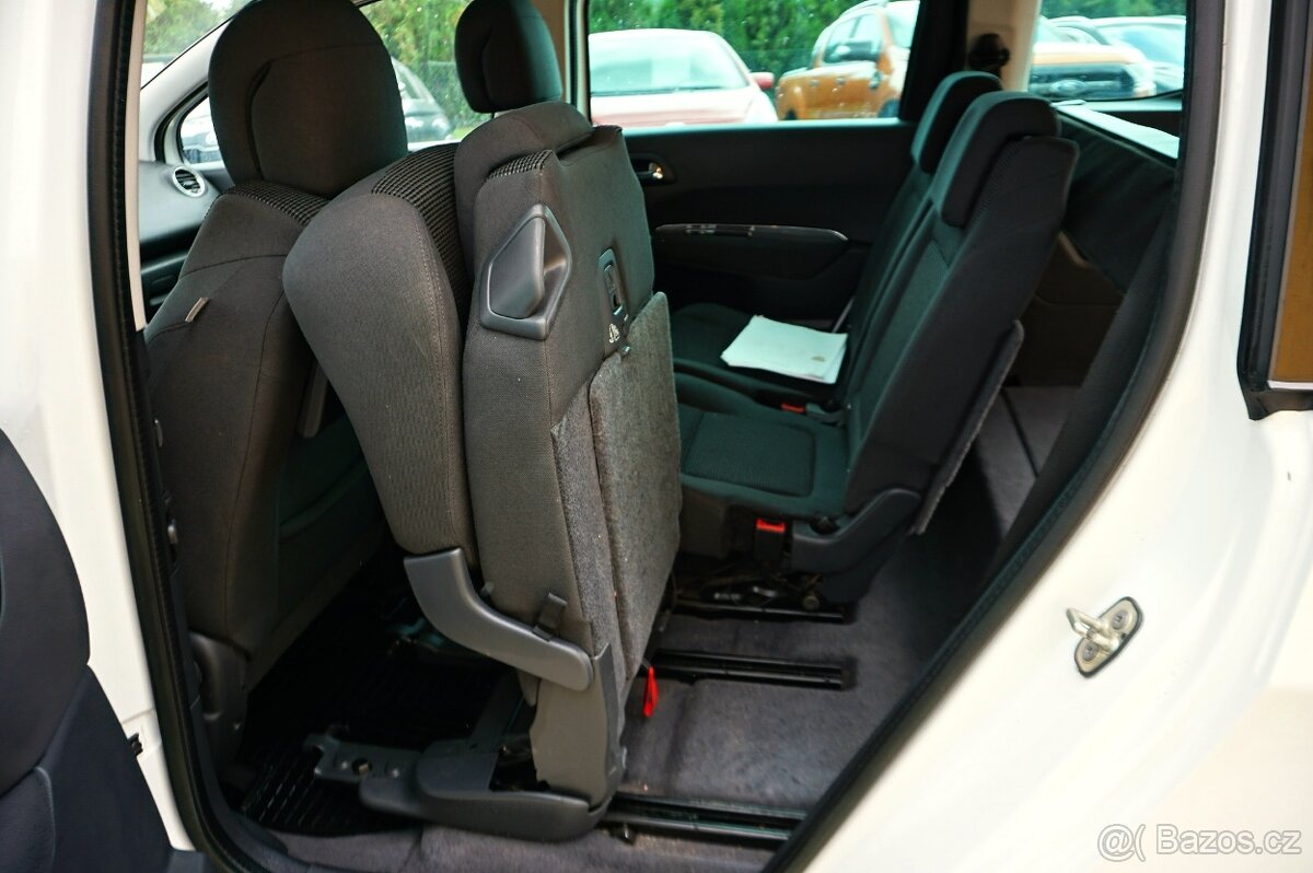 PEUGEOT 5008 1,6 HDI 84KW 7 MÍST 2014 114000KM - 16