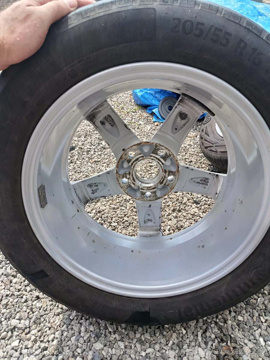 Litá kola Dezent 16" - 16