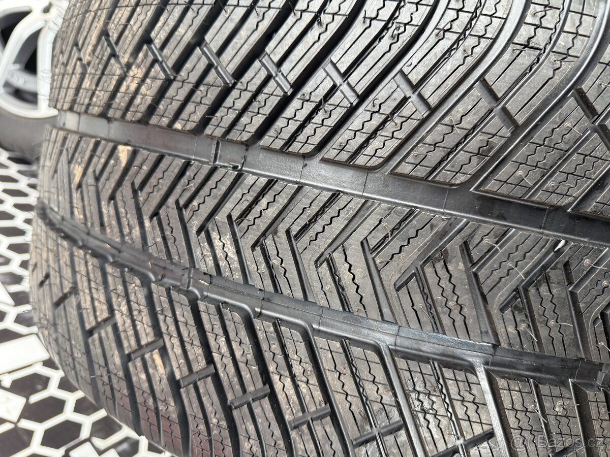 Mercedes E63 AMG W213 - ZÁNOVNÍ ZIMNÍ SADA R19 ORIGINÁL - 16