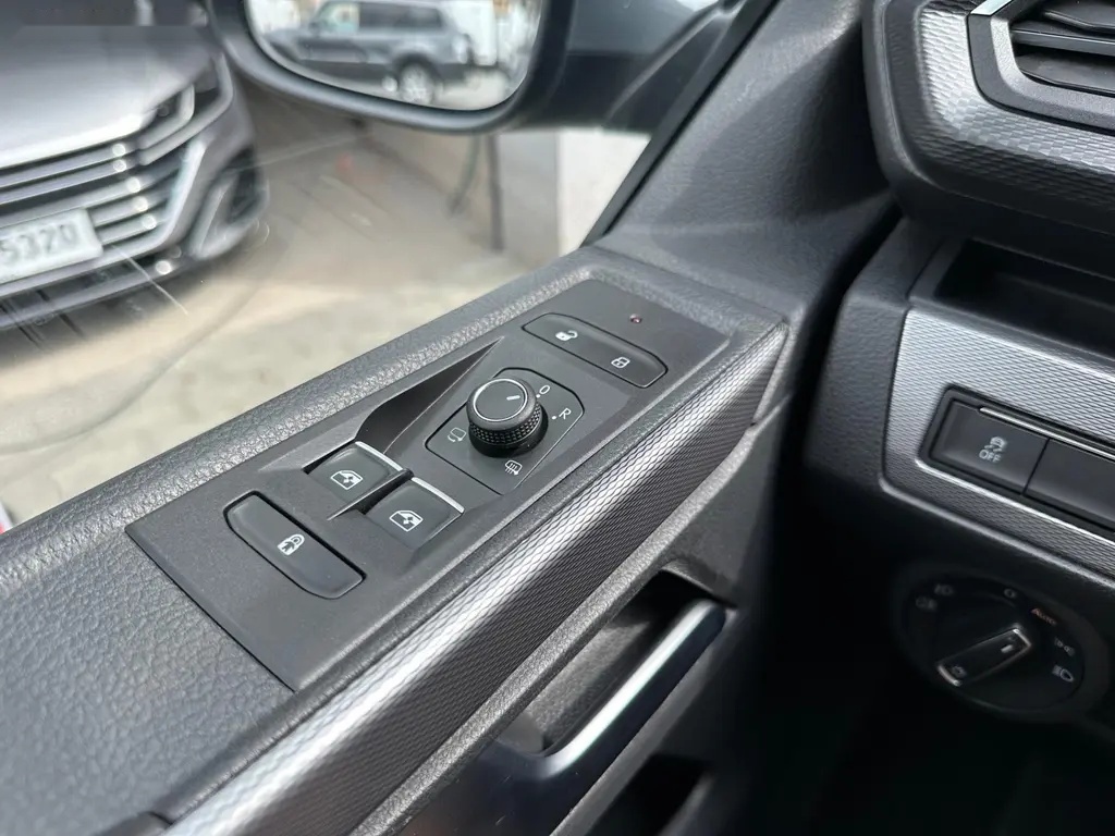 Volkswagen Multivan, 2.0 TDI DSG GENERATION SIX - 16