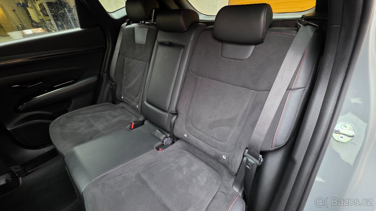 Tucson Nline s černou střechou - 16