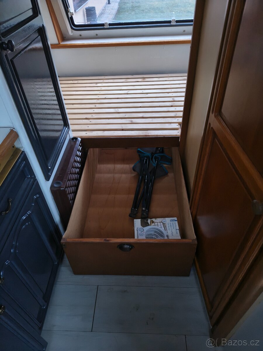 Karavan hobby 495 - 16