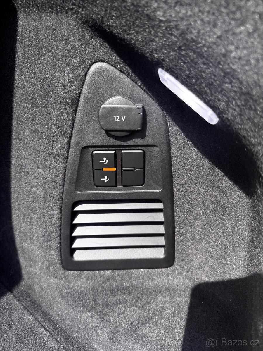 Volkswagen Touareg 3.0 TDI V6 170 kW 4×4, Webasto. - 16