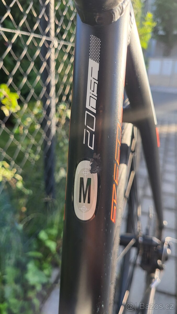 Silnoiční kolo SCOTT SPEEDSTER - 16