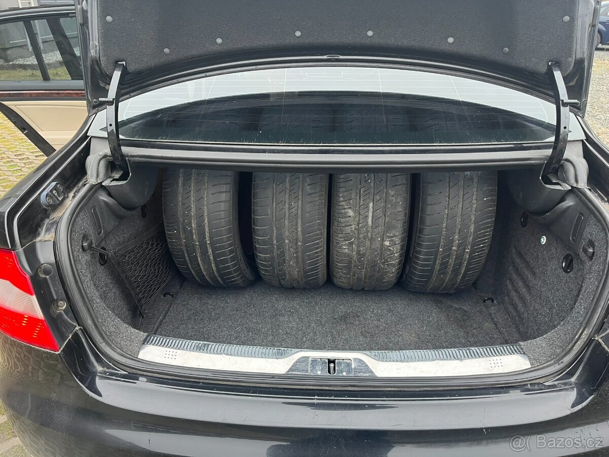 Škoda Superb 2.0 Tdi Elegance 4x4 - 16