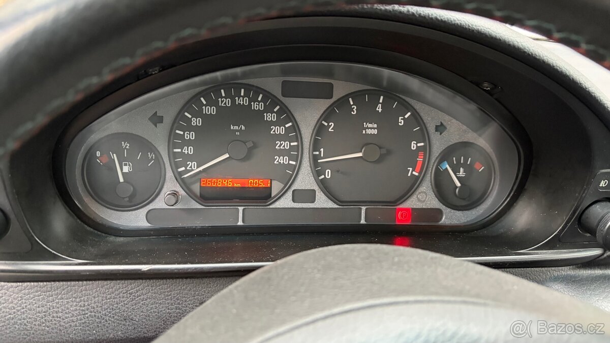 BMW 323ti compact - 16