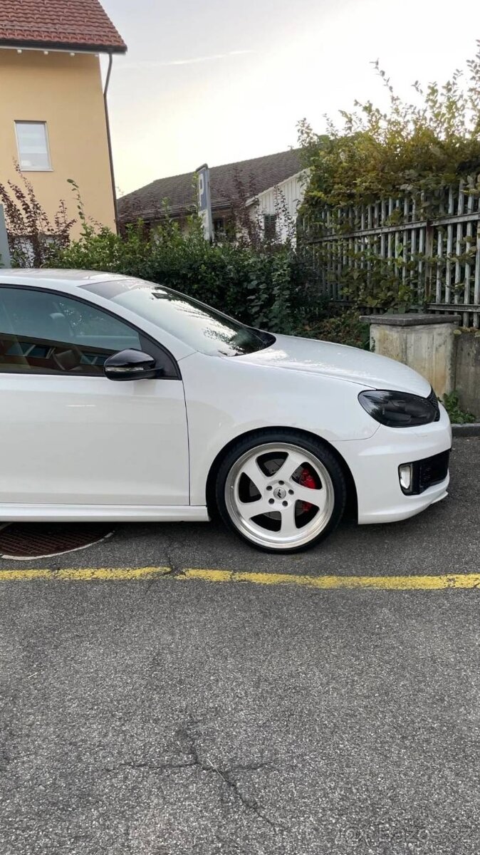 ČIERNE KRYTY spätných zrkadiel. - 16