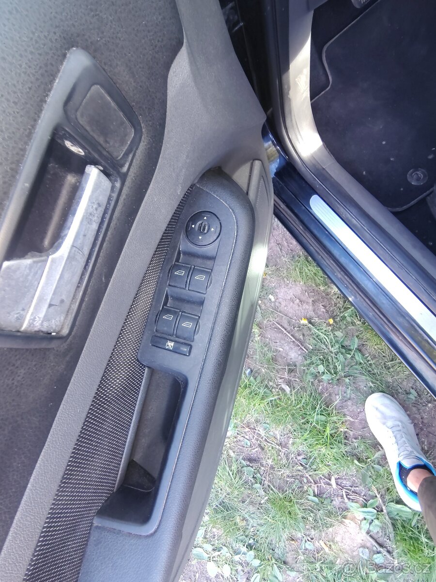 Prodám Ford Focus MK2 - 16